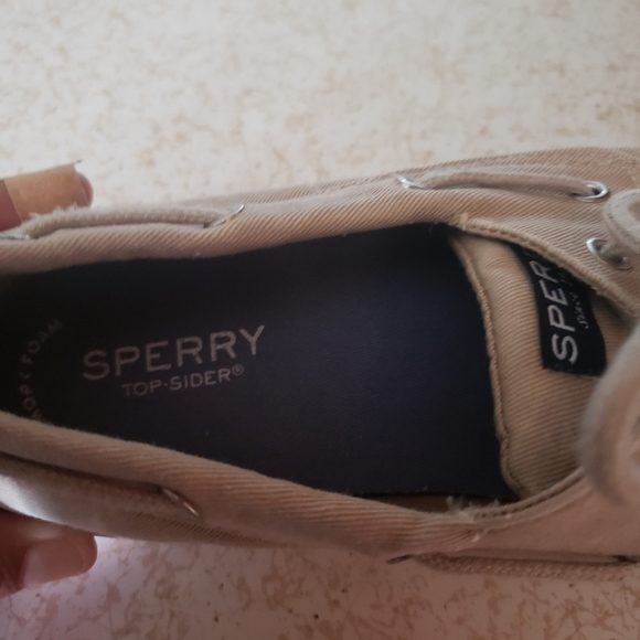 Shoes - Picture 5 of 5